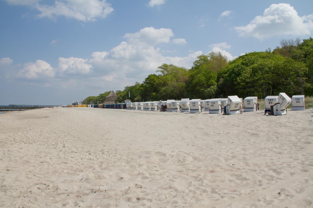 Hotel Am Strand Ostseebad Kühlungsborn Exterior foto